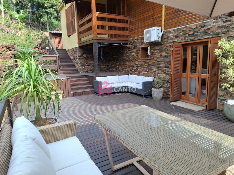 Bela casa em meio a natureza: 17ª foto da galeria de imagens do imóvel