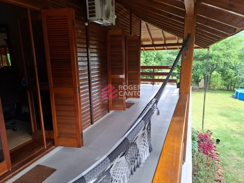 Bela casa em meio a natureza: 13ª foto da galeria de imagens do imóvel