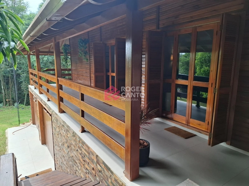 Bela casa em meio a natureza: 14ª foto da galeria de imagens do imóvel