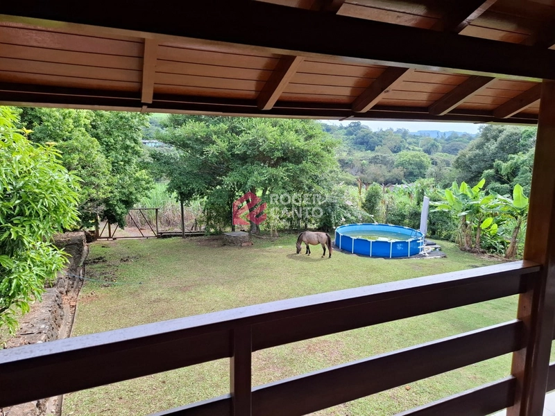 Bela casa em meio a natureza: 28ª foto da galeria de imagens do imóvel