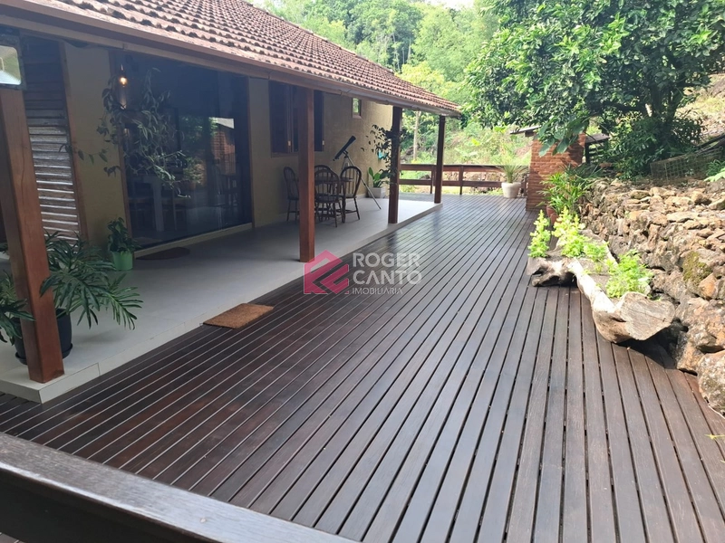 Bela casa em meio a natureza: 11ª foto da galeria de imagens do imóvel