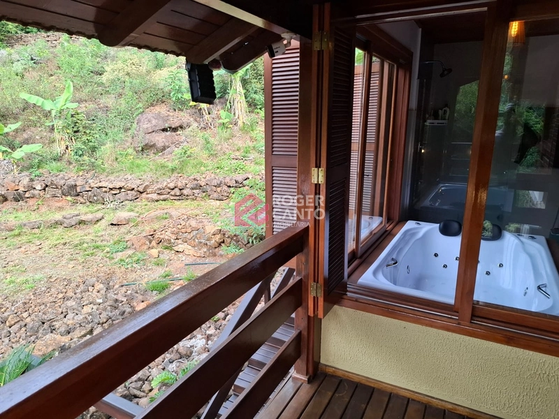 Bela casa em meio a natureza: 10ª foto da galeria de imagens do imóvel