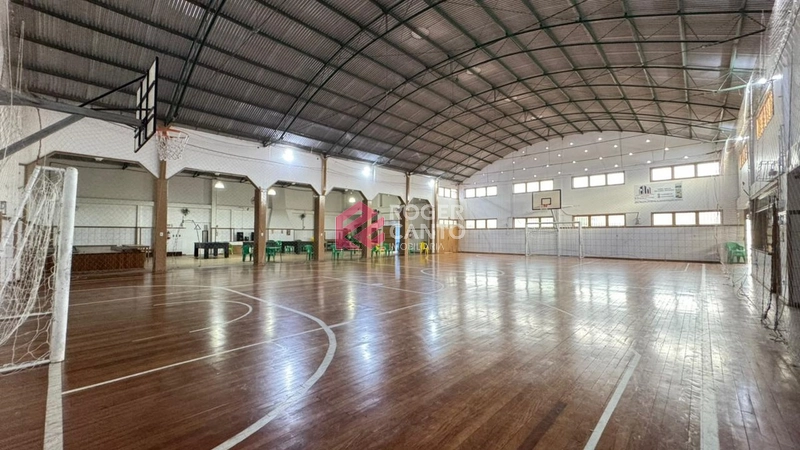 Excelente prédio comercial multi uso: 24ª foto da galeria de imagens do imóvel