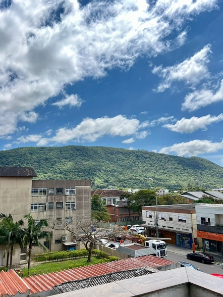 Loja comercial no centro da cidade: 2ª foto da galeria de imagens do imóvel