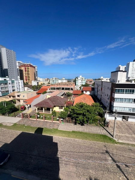 Excelente cobertura localizada no centro de Tramandaí: 3ª foto da galeria de imagens do imóvel