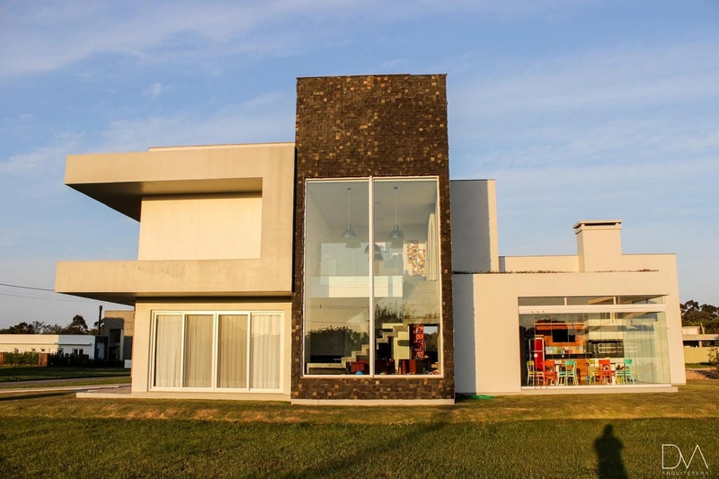 Lindo sobrado no Condomínio Bellville em Osório: 22ª foto da galeria de imagens do imóvel