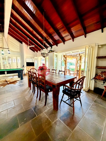 Casa na melhor localização da cidade.: 13ª foto da galeria de imagens do imóvel