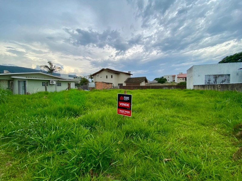 Excelente terreno no centro da cidade: 1ª foto da galeria de imagens do imóvel