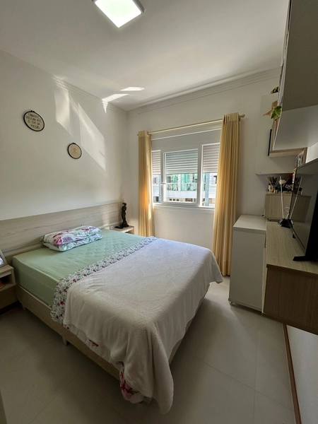 Apartamento no centro: 2ª foto da galeria de imagens do imóvel
