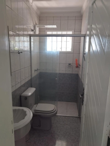 Ampla Residencia com Piscina: 8ª foto da galeria de imagens do imóvel