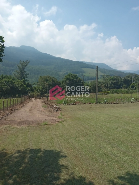 Sitio em Maquine: 3ª foto da galeria de imagens do imóvel