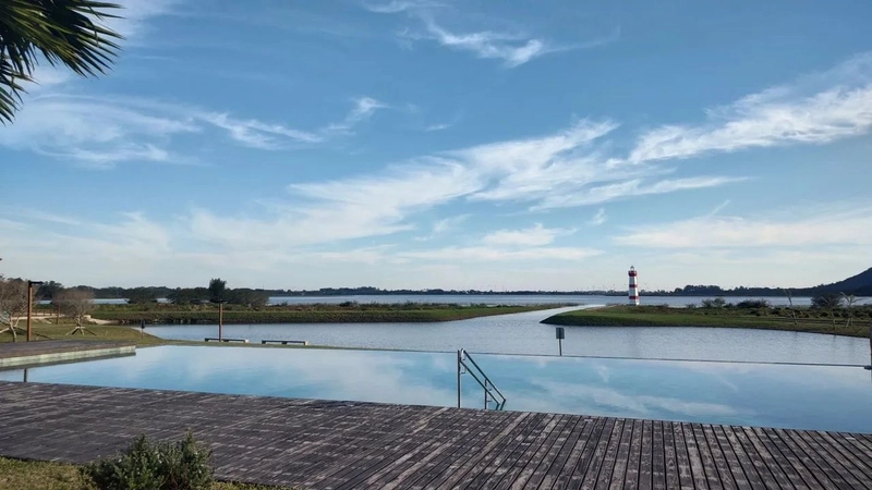 Terreno no Marina del Faro: 5ª foto da galeria de imagens do imóvel