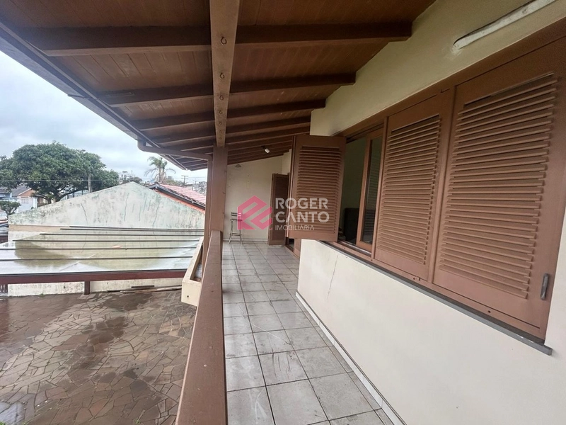 Sobrado no Bairro Caiu do Céu: 5ª foto da galeria de imagens do imóvel