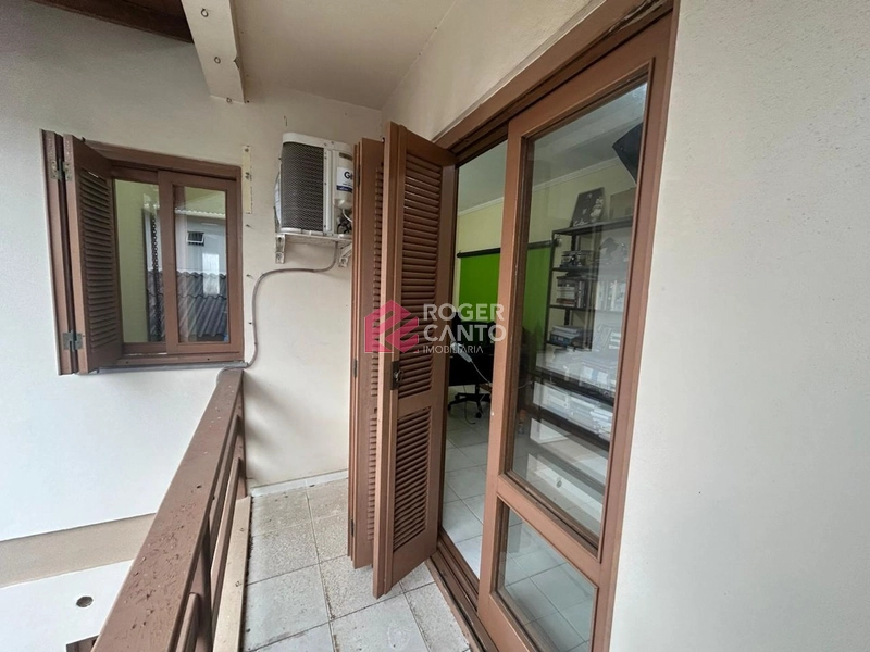 Sobrado no Bairro Caiu do Céu: 9ª foto da galeria de imagens do imóvel