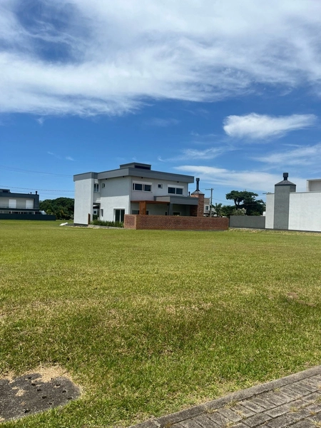 Excelente sobrado alto padrão no Condomínio Marítimo: 10ª foto da galeria de imagens do imóvel