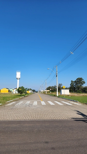 Terreno: 2ª foto da galeria de imagens do imóvel