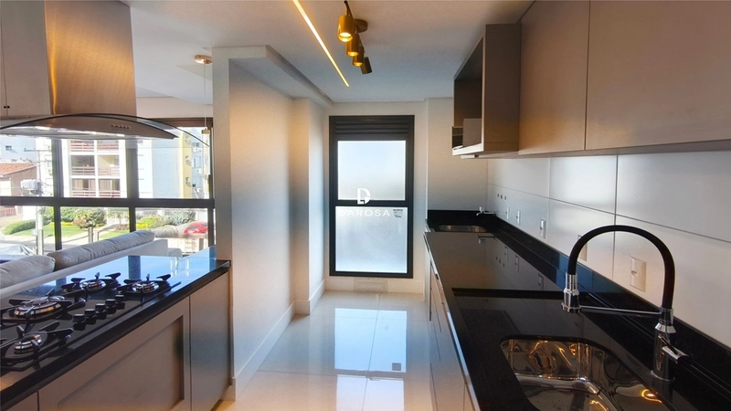 Apartamento 3 Dormitórios com Suíte e 2 Vagas à Venda no Jardim Botânico | Jardim Haut Porto Alegre: 4ª foto da galeria de imagens do imóvel