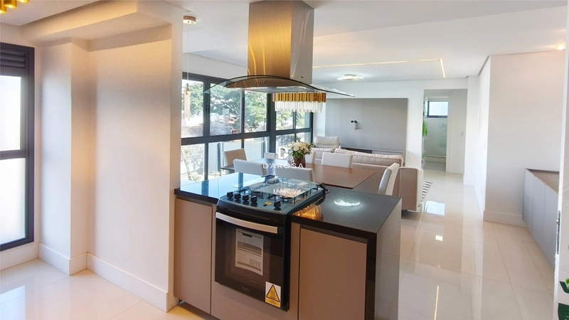 Apartamento decorado à venda no Jardim Botânico em Porto Alegre. São 79,28m² privativos, 2 dormitórios, suíte com closet, churrasqueira, 1 vaga e infraestrutura completa no Jardim Haut.: 2ª foto da galeria de imagens do imóvel