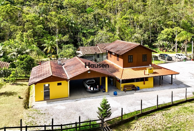 Sítio encantador  em Guabiruba : 2ª foto da galeria de imagens do imóvel