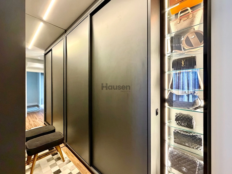 Apartamento com 3 Suítes Finamente Mobiliado e Equipado: 19ª foto da galeria de imagens do imóvel