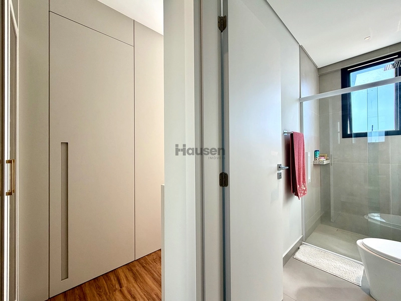 Apartamento com 3 Suítes Finamente Mobiliado e Equipado: 24ª foto da galeria de imagens do imóvel