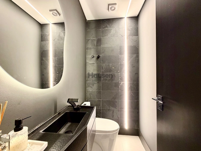 Apartamento com 3 Suítes Finamente Mobiliado e Equipado: 16ª foto da galeria de imagens do imóvel