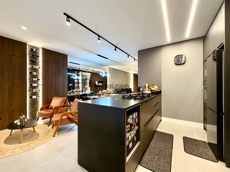 Apartamento com 3 Suítes Finamente Mobiliado e Equipado: 12ª foto da galeria de imagens do imóvel