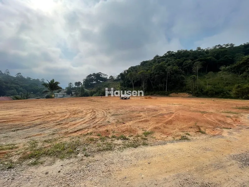Terreno Comercial com 12.000 m2 em Brusque!: 4ª foto da galeria de imagens do imóvel