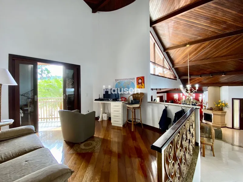 Linda Casa no Centro de Brusque: 18ª foto da galeria de imagens do imóvel