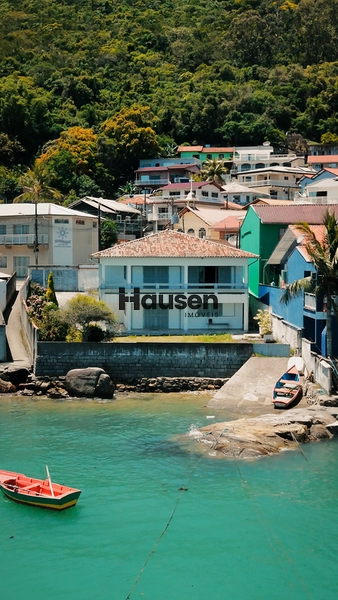 Casa frente Mar na Praia do Caixa D''Aço em Porto Belo!: 2ª foto da galeria de imagens do imóvel