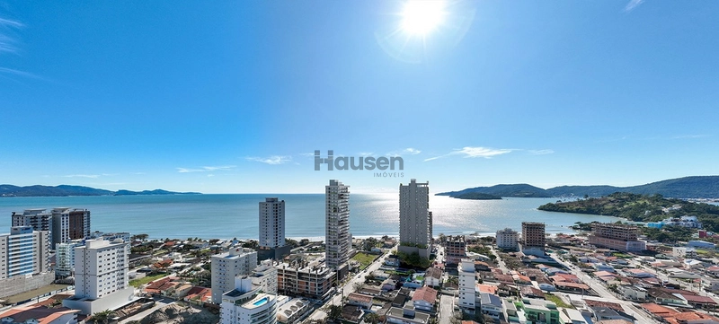 Exclusividade e Amplitude a poucos passos do Mar: 4ª foto da galeria de imagens do imóvel