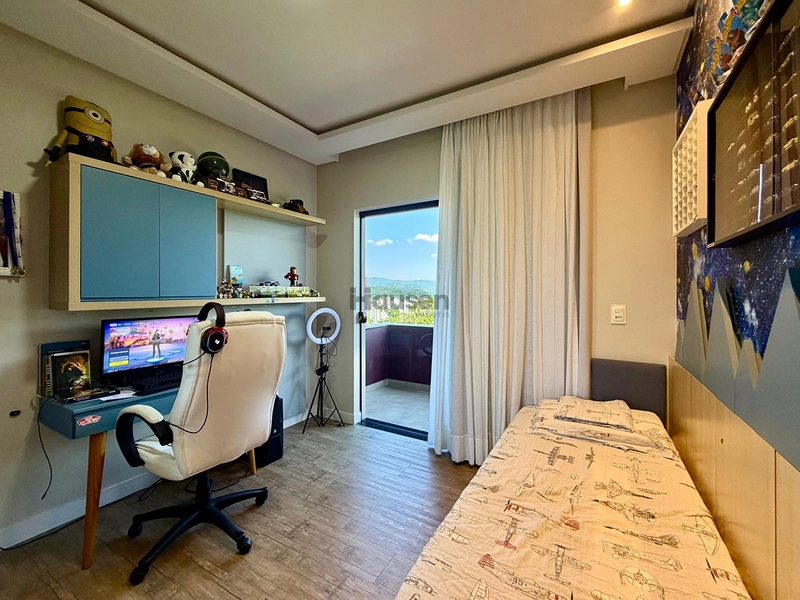 Linda Casa Próxima ao Centro de Brusque!: 20ª foto da galeria de imagens do imóvel