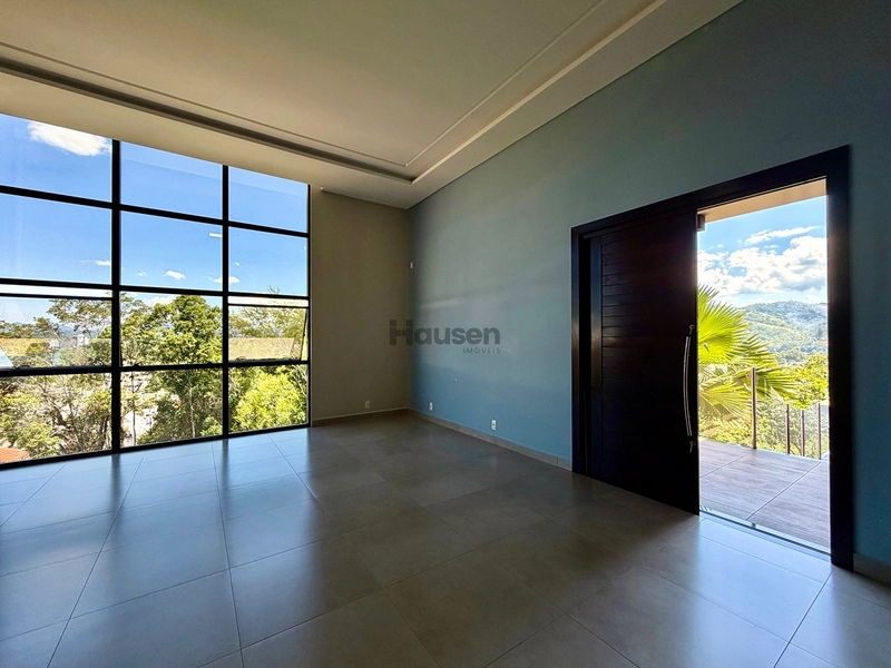 Linda Casa Próxima ao Centro de Brusque!: 16ª foto da galeria de imagens do imóvel