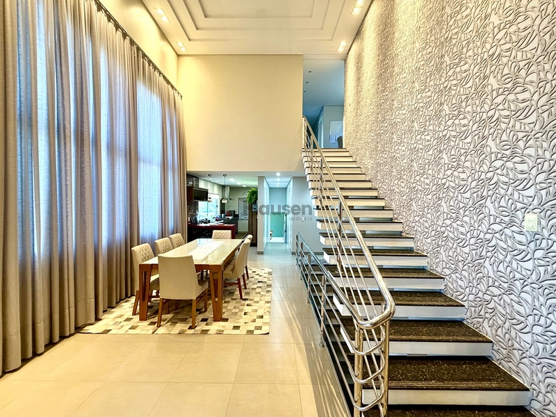 Linda Casa Próxima ao Centro de Brusque!: 7ª foto da galeria de imagens do imóvel