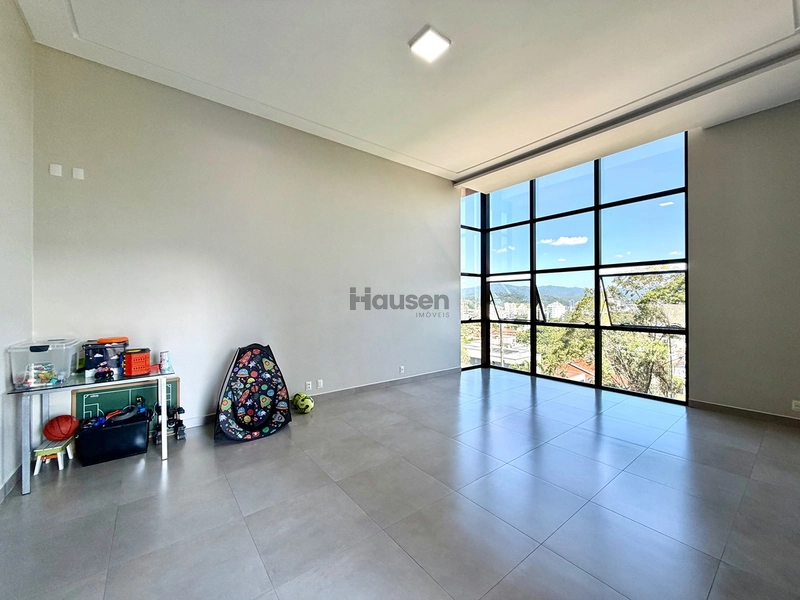 Linda Casa Próxima ao Centro de Brusque!: 15ª foto da galeria de imagens do imóvel