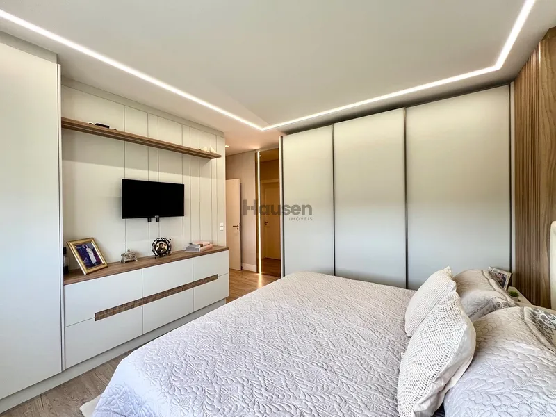 Apartamento com 3 dormitórios e 3 vagas de garagem no Centro de Brusque: 9ª foto da galeria de imagens do imóvel