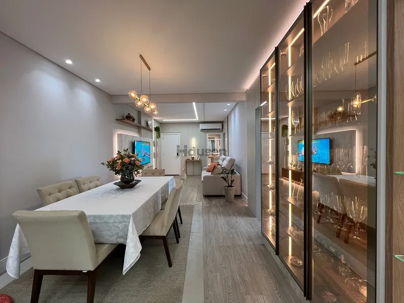 Apartamento com 3 dormitórios e 3 vagas de garagem no Centro de Brusque: 3ª foto da galeria de imagens do imóvel