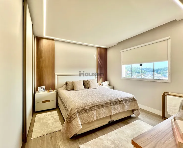 Apartamento com 3 dormitórios e 3 vagas de garagem no Centro de Brusque: 10ª foto da galeria de imagens do imóvel