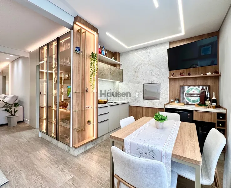 Apartamento com 3 dormitórios e 3 vagas de garagem no Centro de Brusque: 4ª foto da galeria de imagens do imóvel