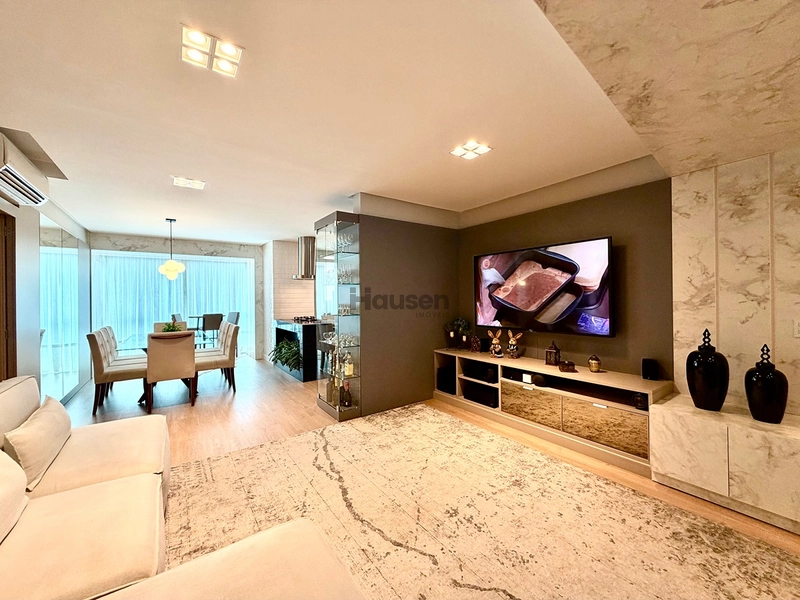 Apartamento Finamente Mobiliado e Decorado: 1ª foto da galeria de imagens do imóvel