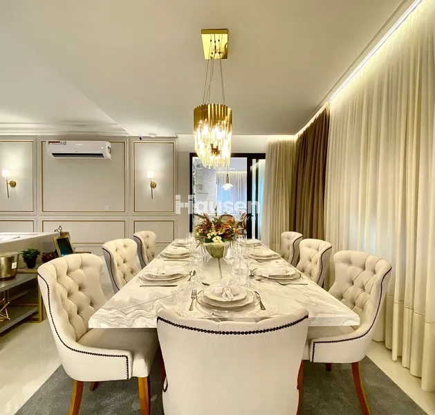 Apartamento com 4 suítes Finamente Mobiliado em Itapema: 3ª foto da galeria de imagens do imóvel