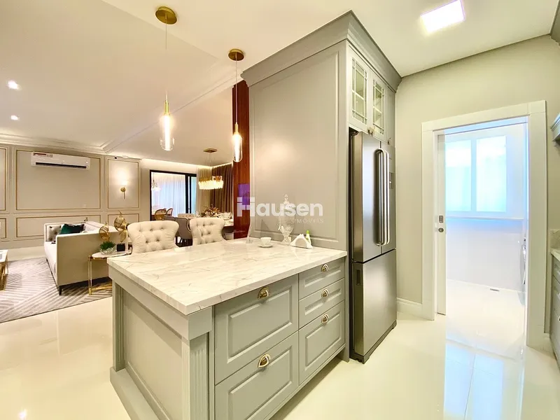 Apartamento com 4 suítes Finamente Mobiliado em Itapema: 8ª foto da galeria de imagens do imóvel