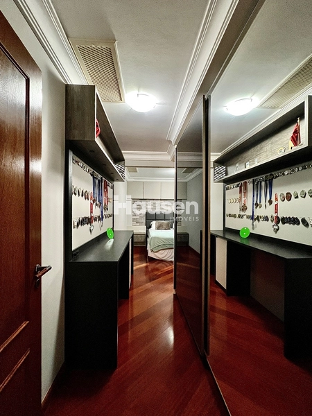Casa no Centro de Brusque com Piscina e 4 dormitórios.: 17ª foto da galeria de imagens do imóvel
