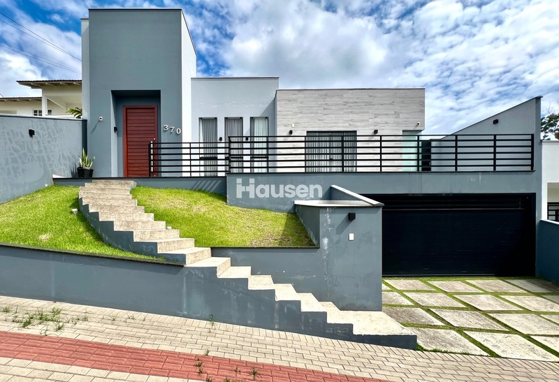 Linda Casa com Piscina no Bruschal!: 1ª foto da galeria de imagens do imóvel