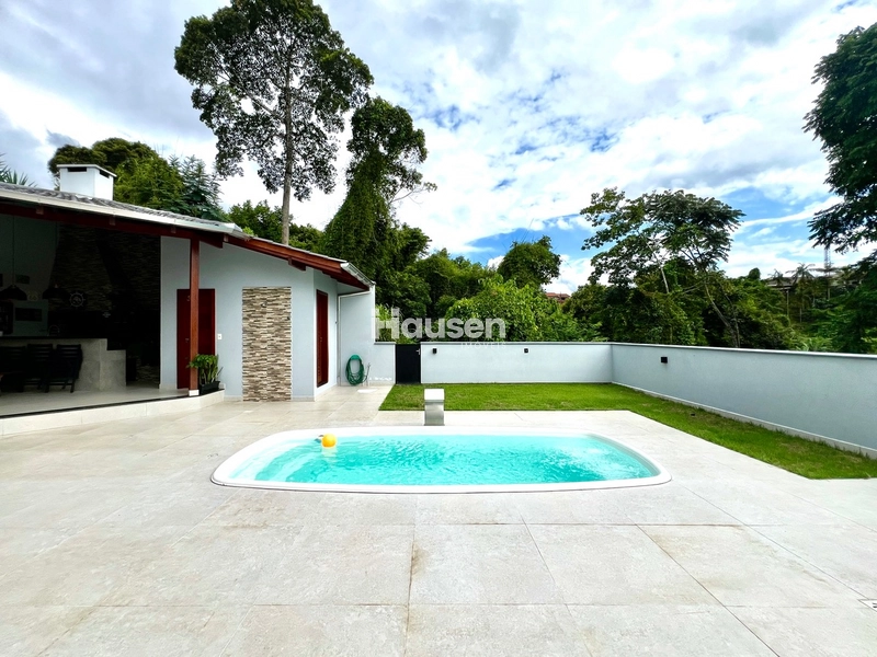 Linda Casa com Piscina no Bruschal!: 4ª foto da galeria de imagens do imóvel