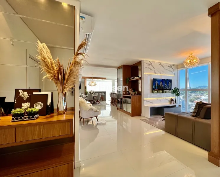 Lindo Apartamento Mobiliado com 3 Suítes no Centro!: 1ª foto da galeria de imagens do imóvel
