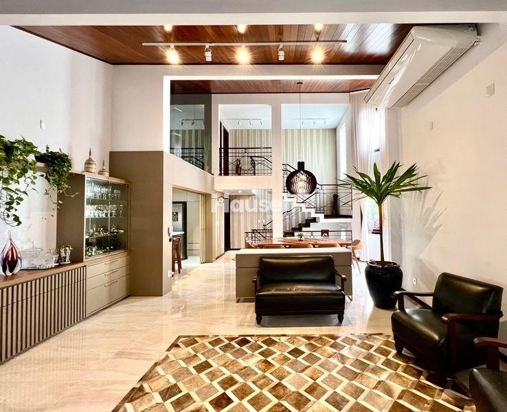 Linda Casa no Centro de Brusque!: 2ª foto da galeria de imagens do imóvel