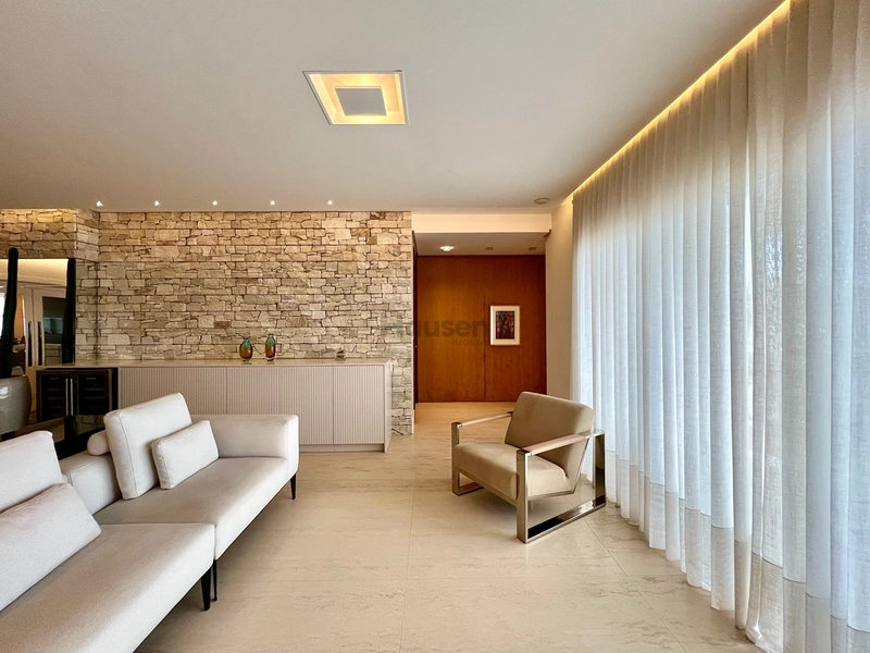 Apartamento com 4 suítes no Centro de Brusque: 2ª foto da galeria de imagens do imóvel