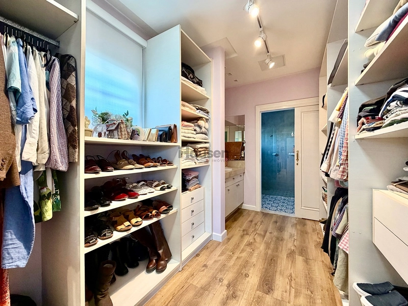Linda Casa estilo Americano com 3 Suítes!: 26ª foto da galeria de imagens do imóvel