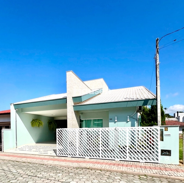 Casa no Jardim Azaléia em Brusque!: 1ª foto da galeria de imagens do imóvel